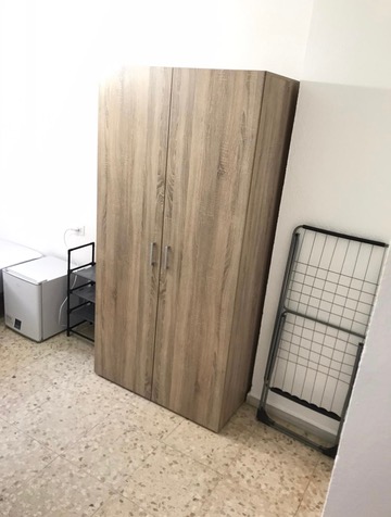 Room H44 · wardrobe and auxiliary storage