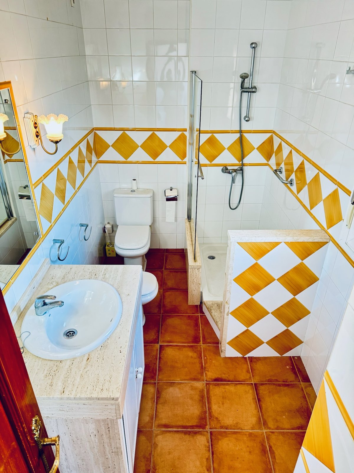 Doble con baño privado · Baño privado · plato de ducha