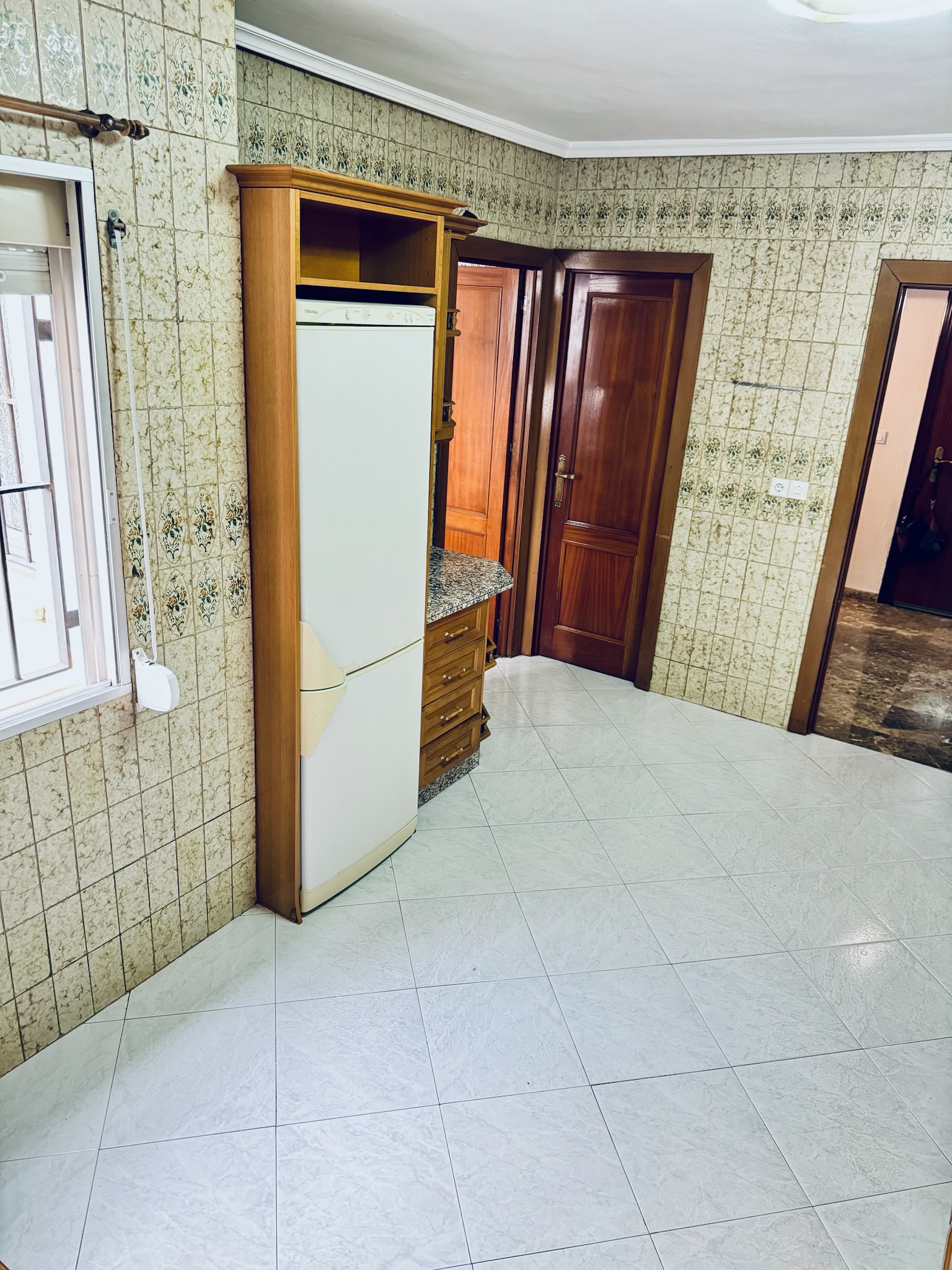 Individual económica · Cocina · frigorífico y entrada